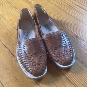 Rampos huaraches women size 8 brand new